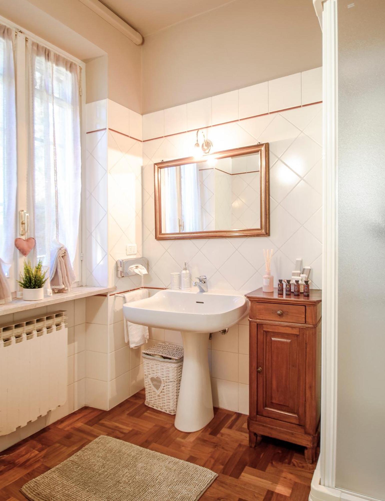 B&B Casa Margot Neive Bagian luar foto